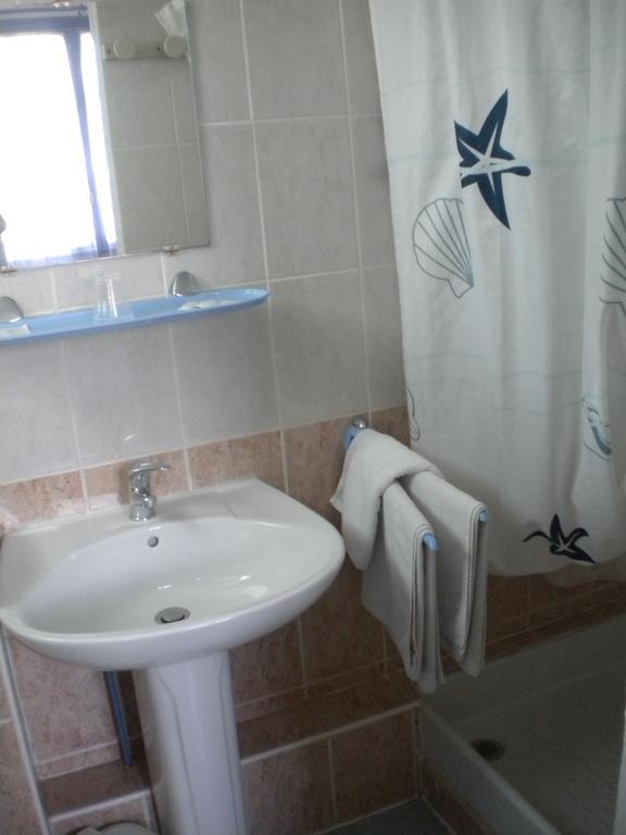 Hotel L'Acropole Nissan-lez-Enserune Szoba fotó